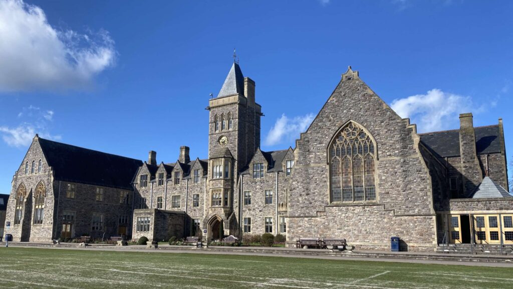 イギリス名門ボーディングスクール: Taunton School(トーントンスクール)
